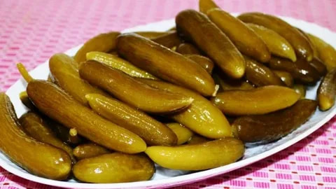 قیمت خیارشور قلمی با کیفیت ارزان + خرید عمده